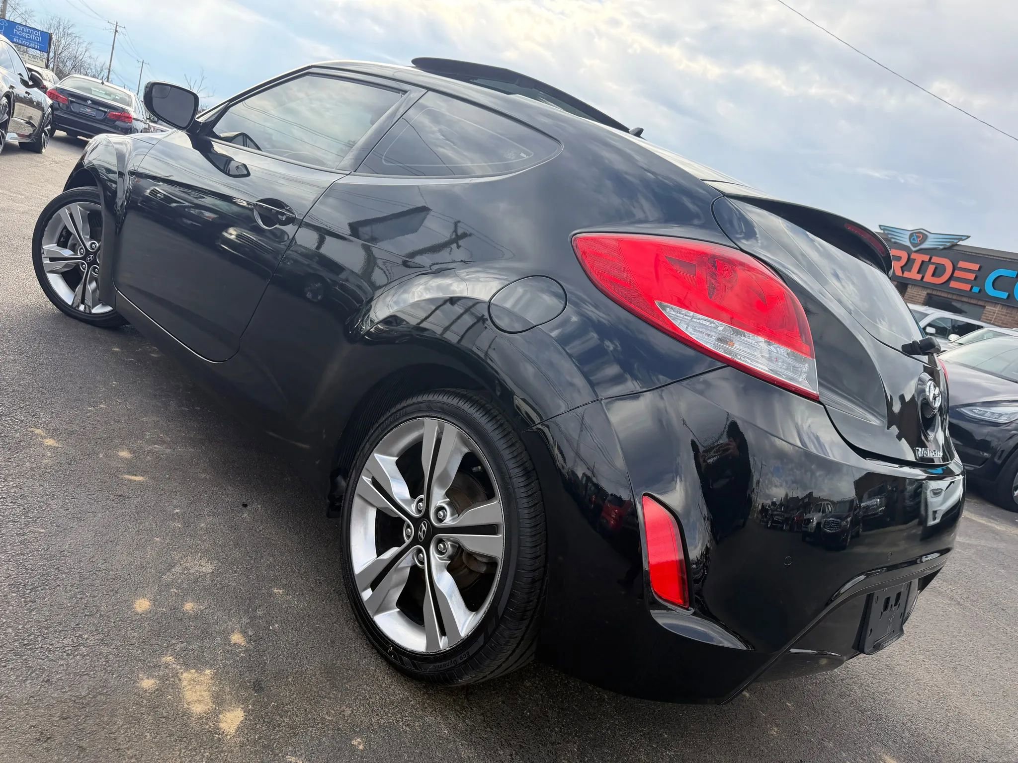 Used 2016 Hyundai Veloster w/ Option Group 03 FWD image 52