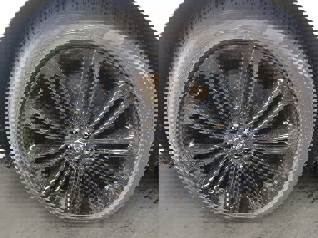 New 2026 Land Rover Range Rover Velar Dynamic SE image 11