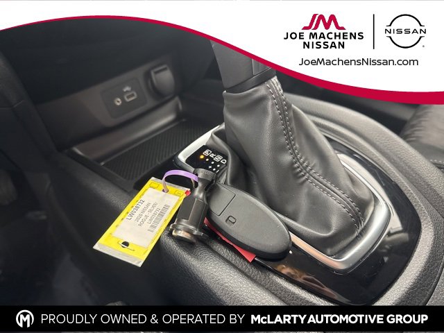 Certified 2020 Nissan Rogue SV image 27