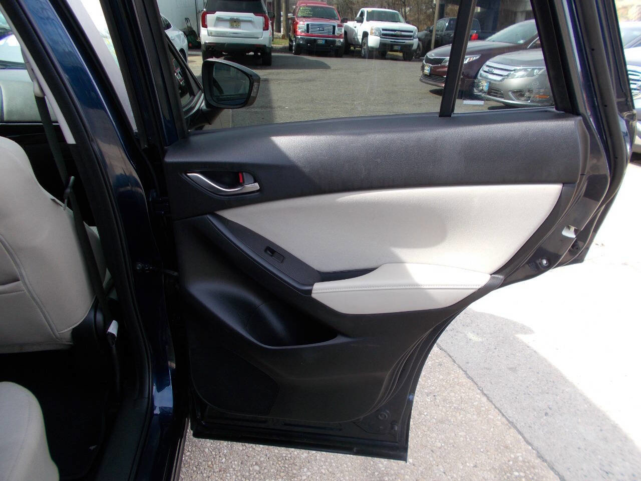 Used 2014 MAZDA CX-5 Touring w/ Bose/Moonroof Package image 18