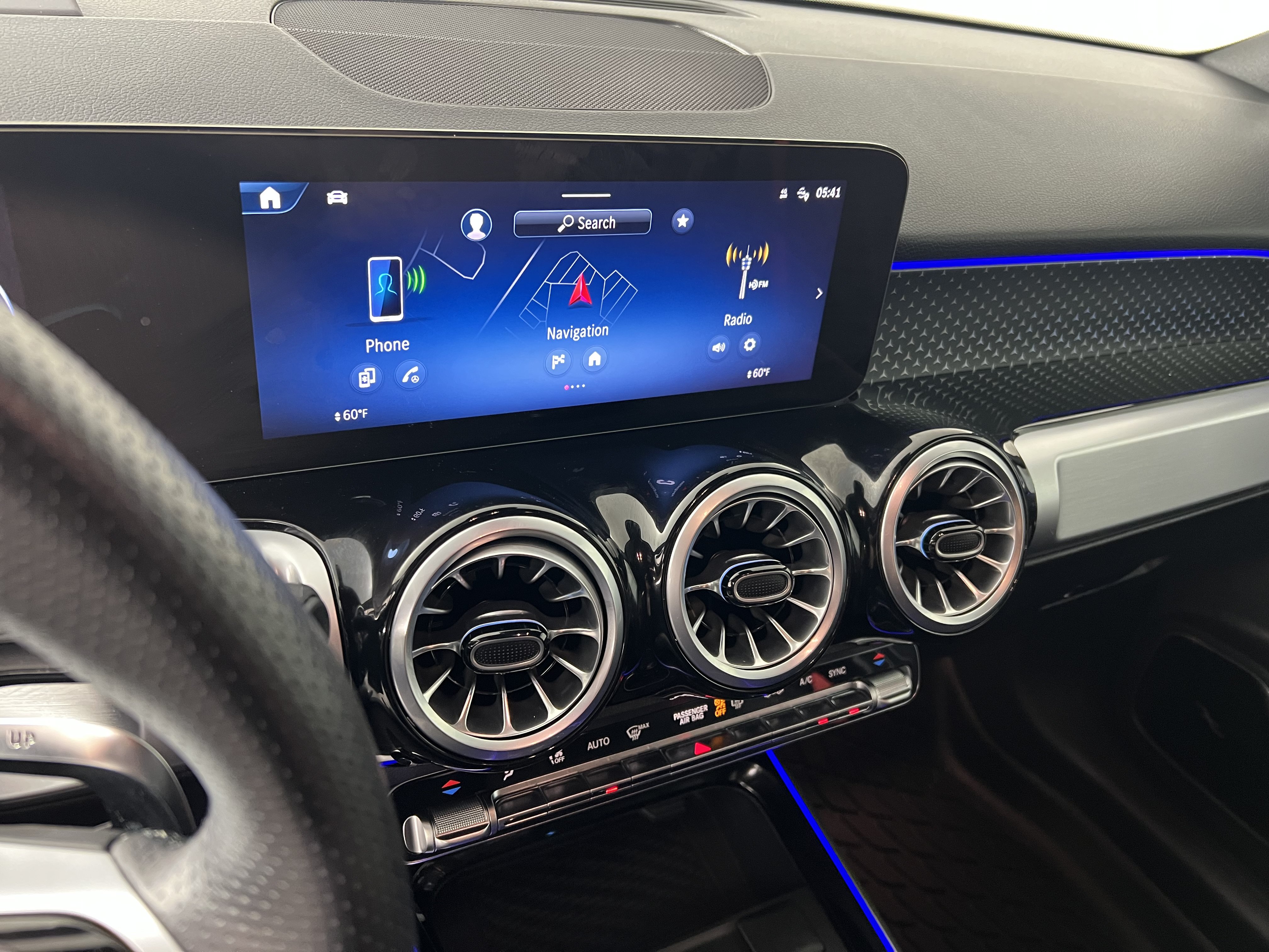 Certified 2024 Mercedes-Benz GLB 35 AMG 4MATIC image 29