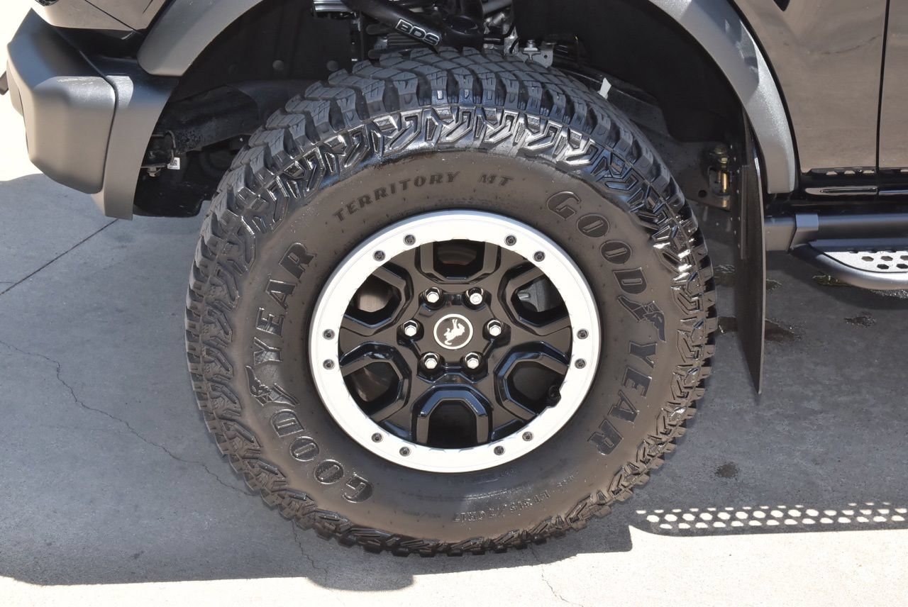 Used 2023 Ford Bronco Badlands w/ Sasquatch Package AWD/4WD image 49