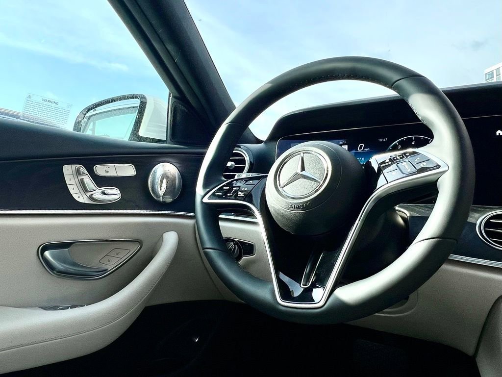 Certified 2022 Mercedes-Benz E 350 4MATIC Sedan image 15