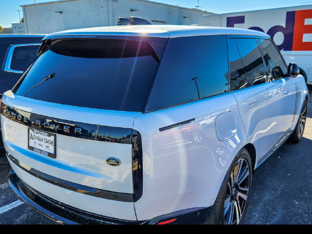 Used 2023 Land Rover Range Rover SE AWD/4WD image 6