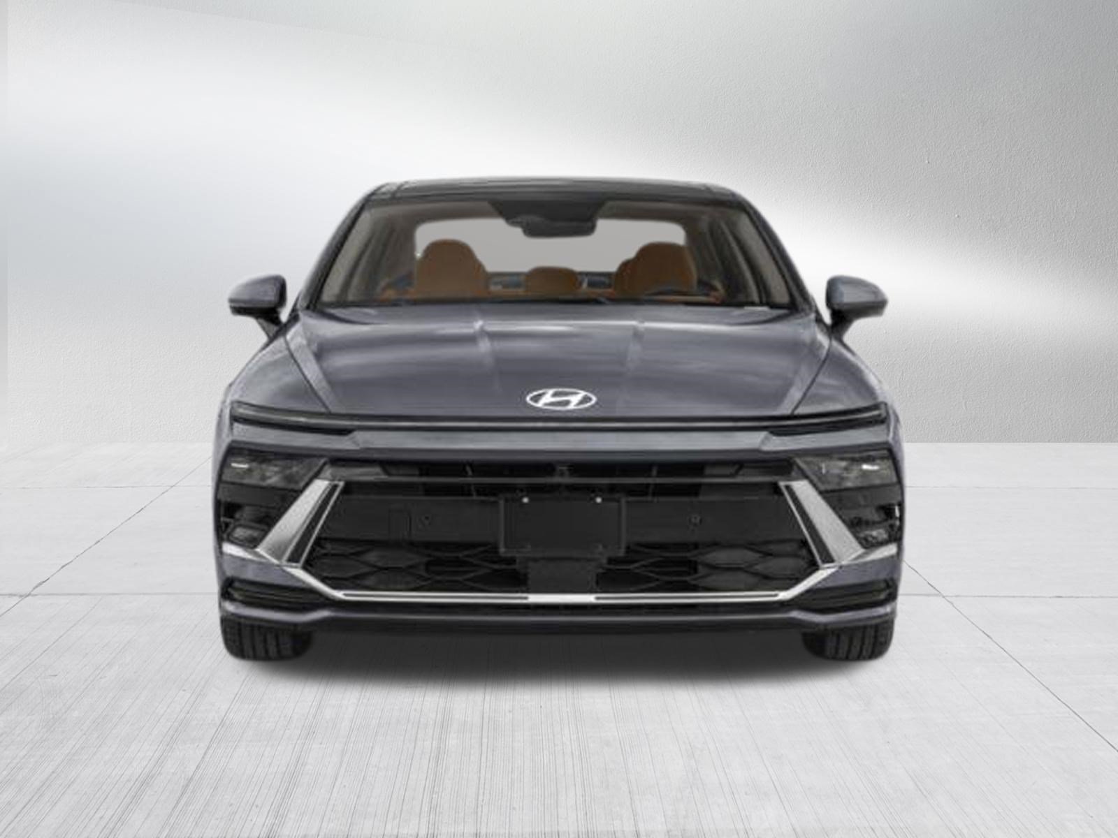 New 2026 Hyundai Sonata Limited FWD image 4
