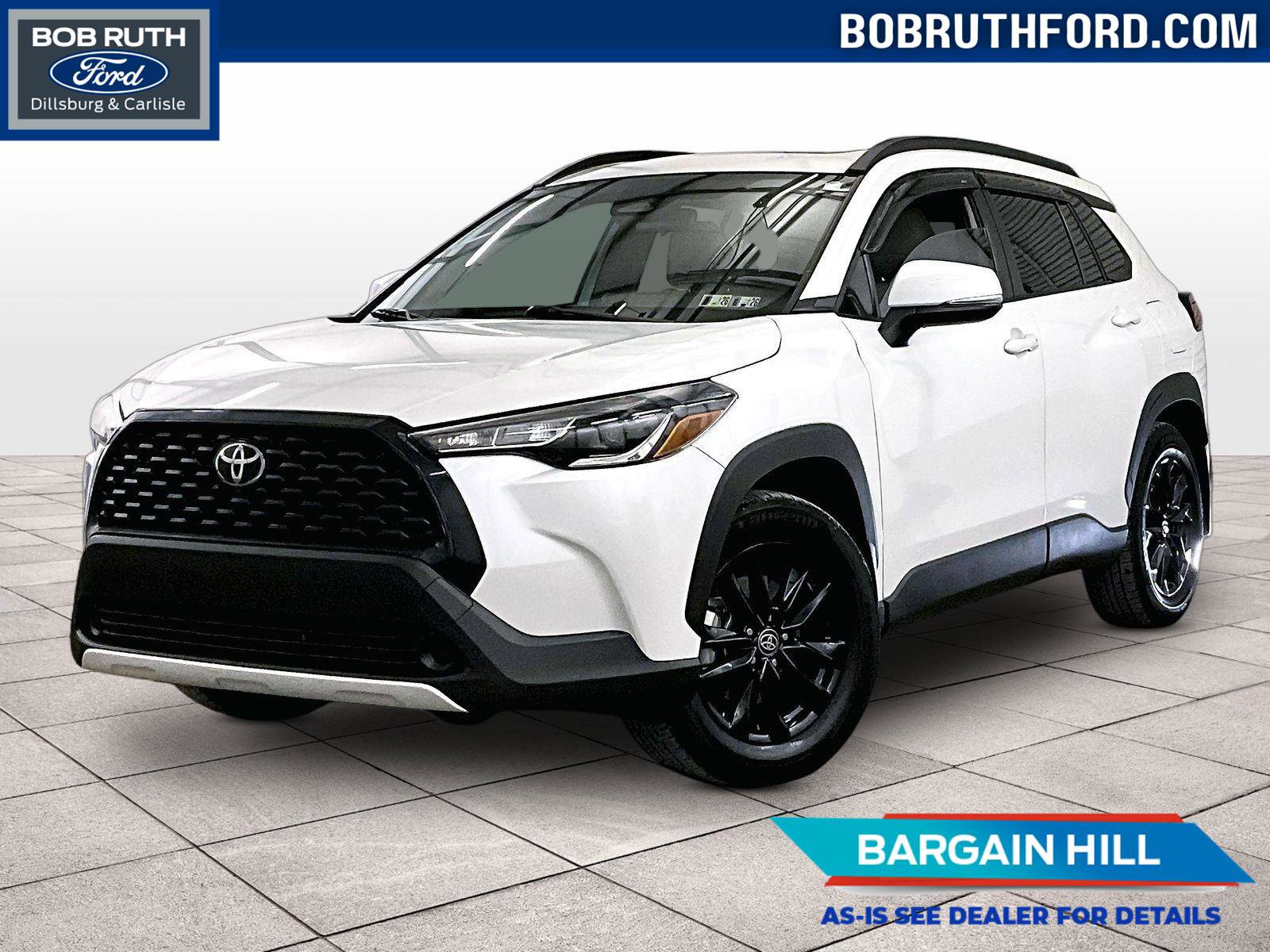 Used 2023 Toyota Corolla Cross LE w/ Moonroof Package FWD image 1