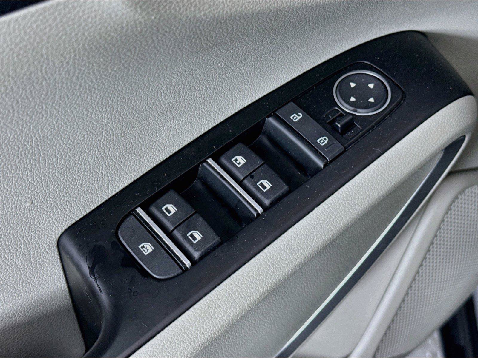 Used 2021 Kia Soul LX FWD image 24