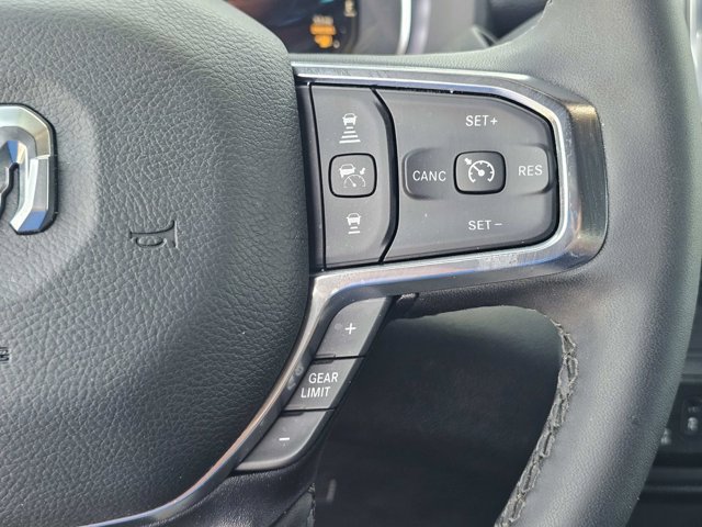 Used 2026 RAM 2500 Laramie AWD/4WD image 23