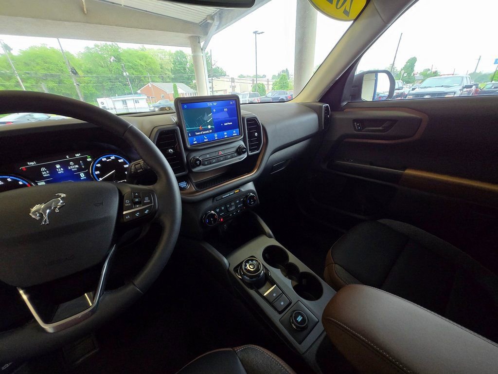 New 2024 Ford Bronco Sport Outer Banks w/ Tech Package AWD/4WD image 16