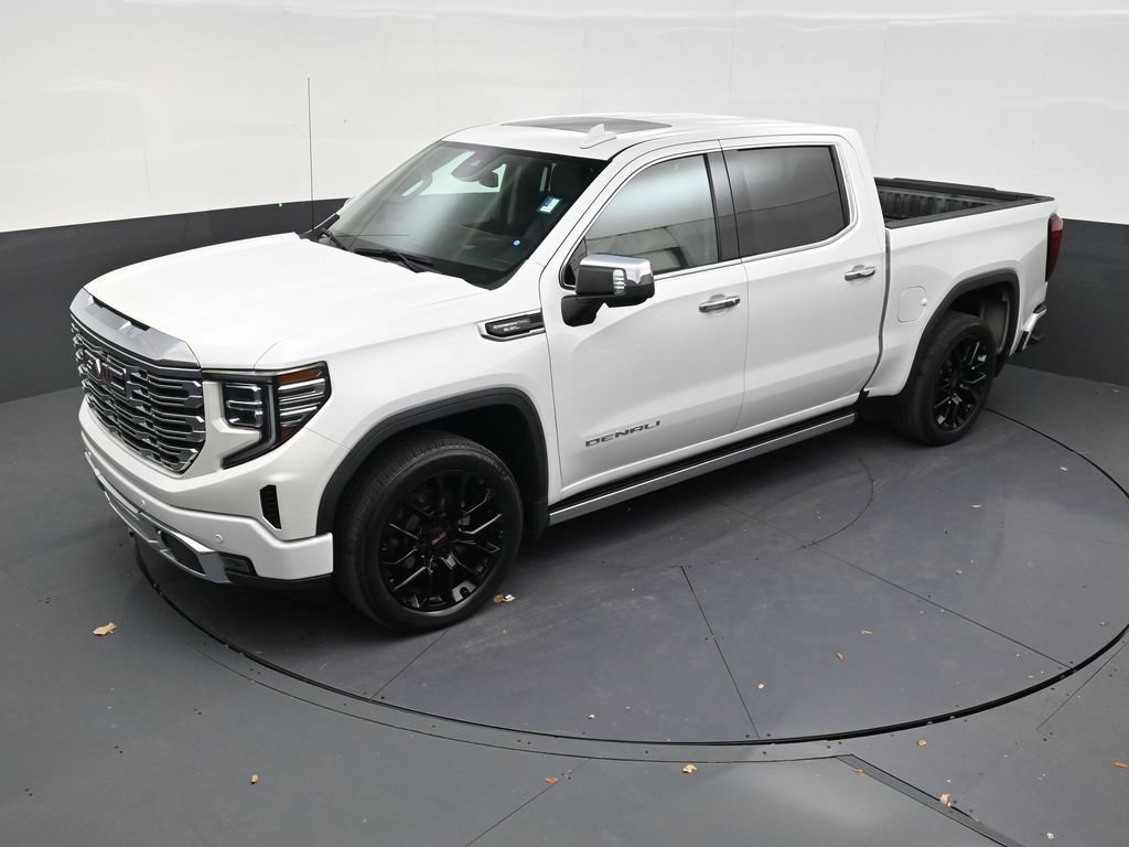 Used 2023 GMC Sierra 1500 Denali w/ Denali Carbonpro Edition AWD/4WD image 12