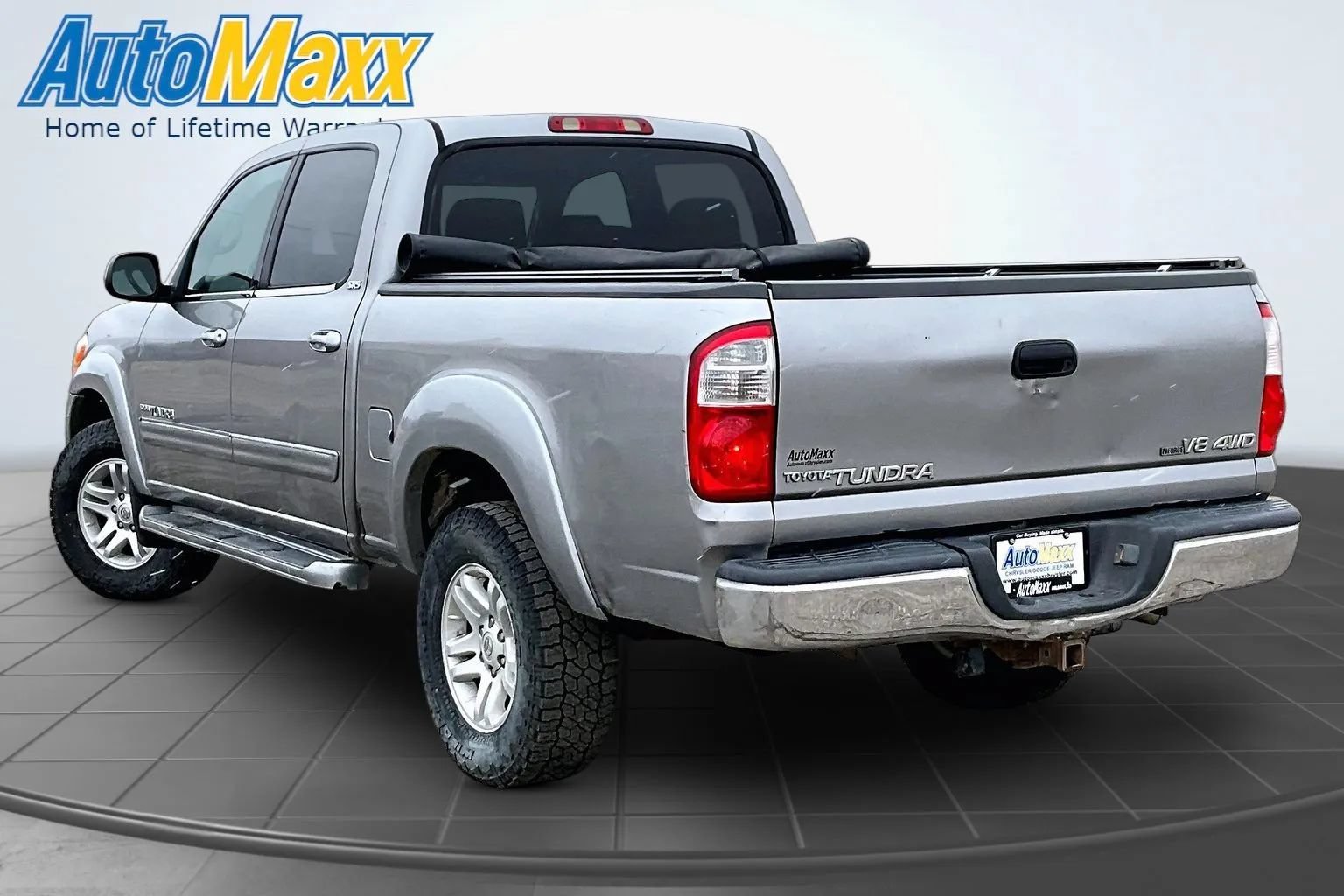 Used 2005 Toyota Tundra SR5 AWD/4WD image 4