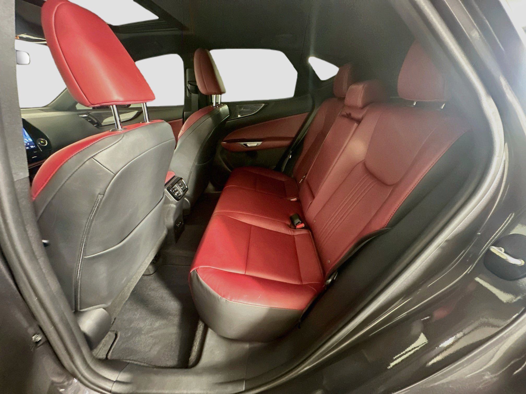 Used 2024 Lexus NX 250 FWD image 27