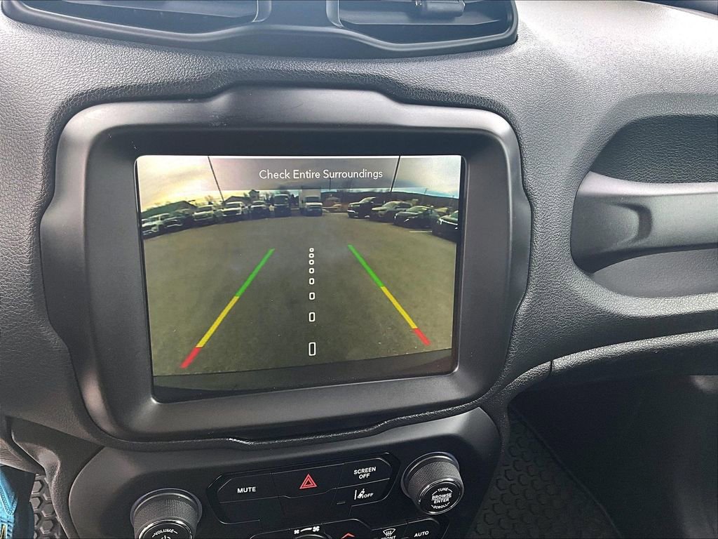 Used 2023 Jeep Renegade Latitude image 19