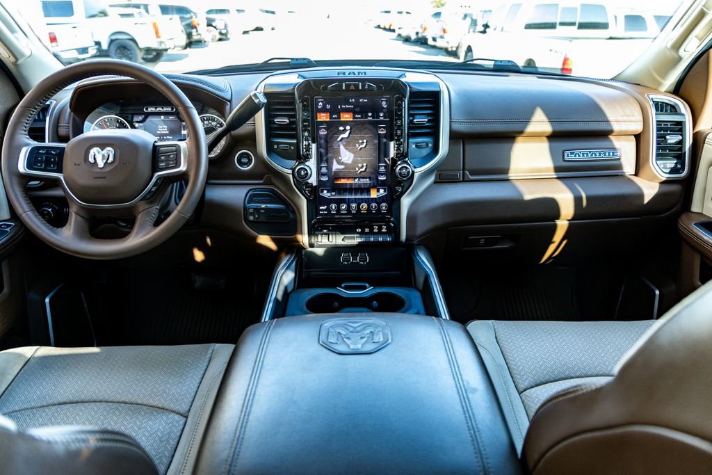Used 2020 RAM 3500 Laramie image 11