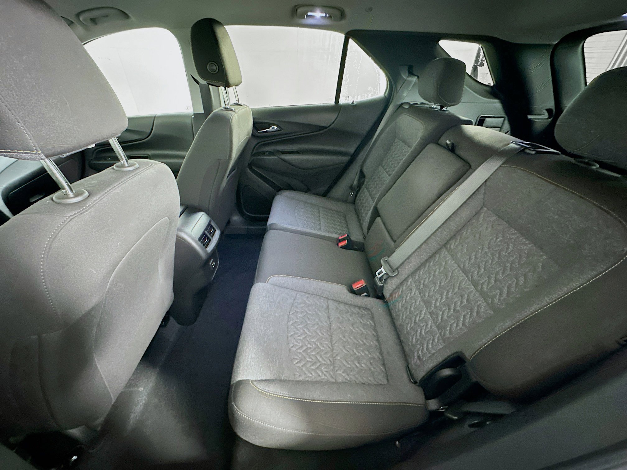 Used 2023 Chevrolet Equinox LT image 28