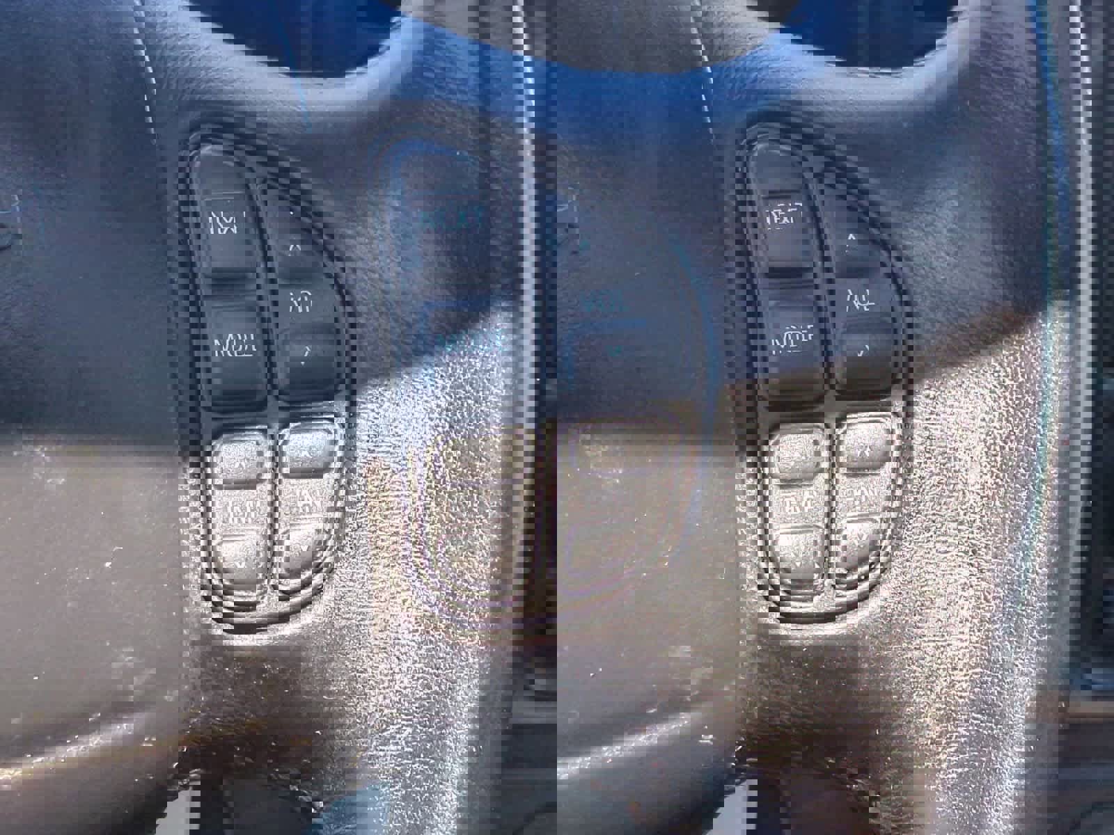 Used 2002 Lincoln Blackwood image 26