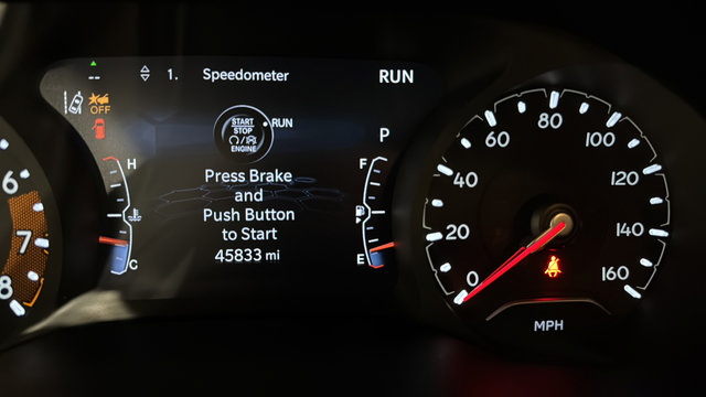 Used 2023 Jeep Compass Trailhawk w/ Sun and Sound Group AWD/4WD image 10