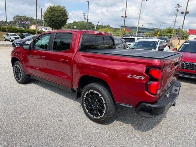 Used 2026 Chevrolet Colorado Z71 w/ Technology Package AWD/4WD image 3