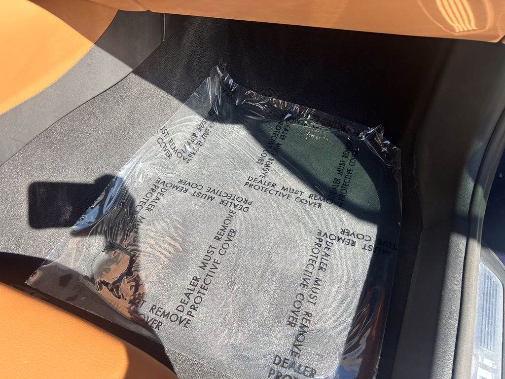 Used 2023 BMW M550i xDrive image 20