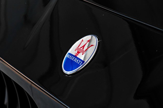 Used 2013 Maserati GranTurismo Sport image 43