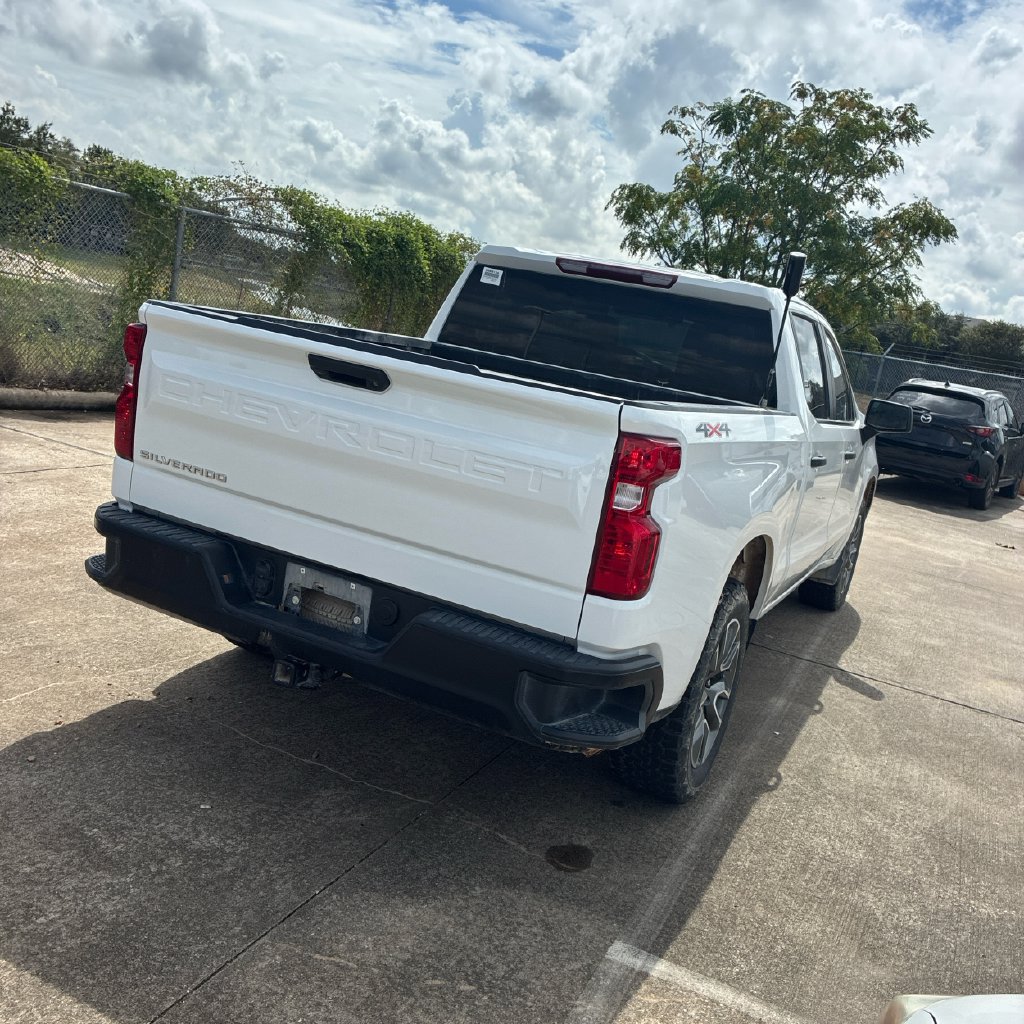 Used 2024 Chevrolet Silverado 1500 W/T w/ WT Value Package AWD/4WD image 3