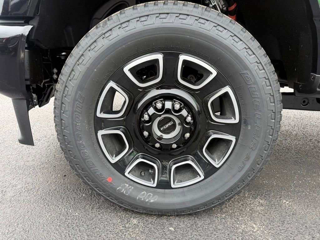 New 2026 Ford F250 Platinum AWD/4WD image 9