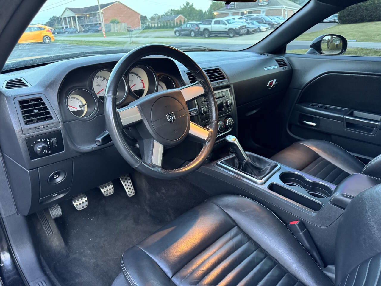 Used 2010 Dodge Challenger R/T image 16