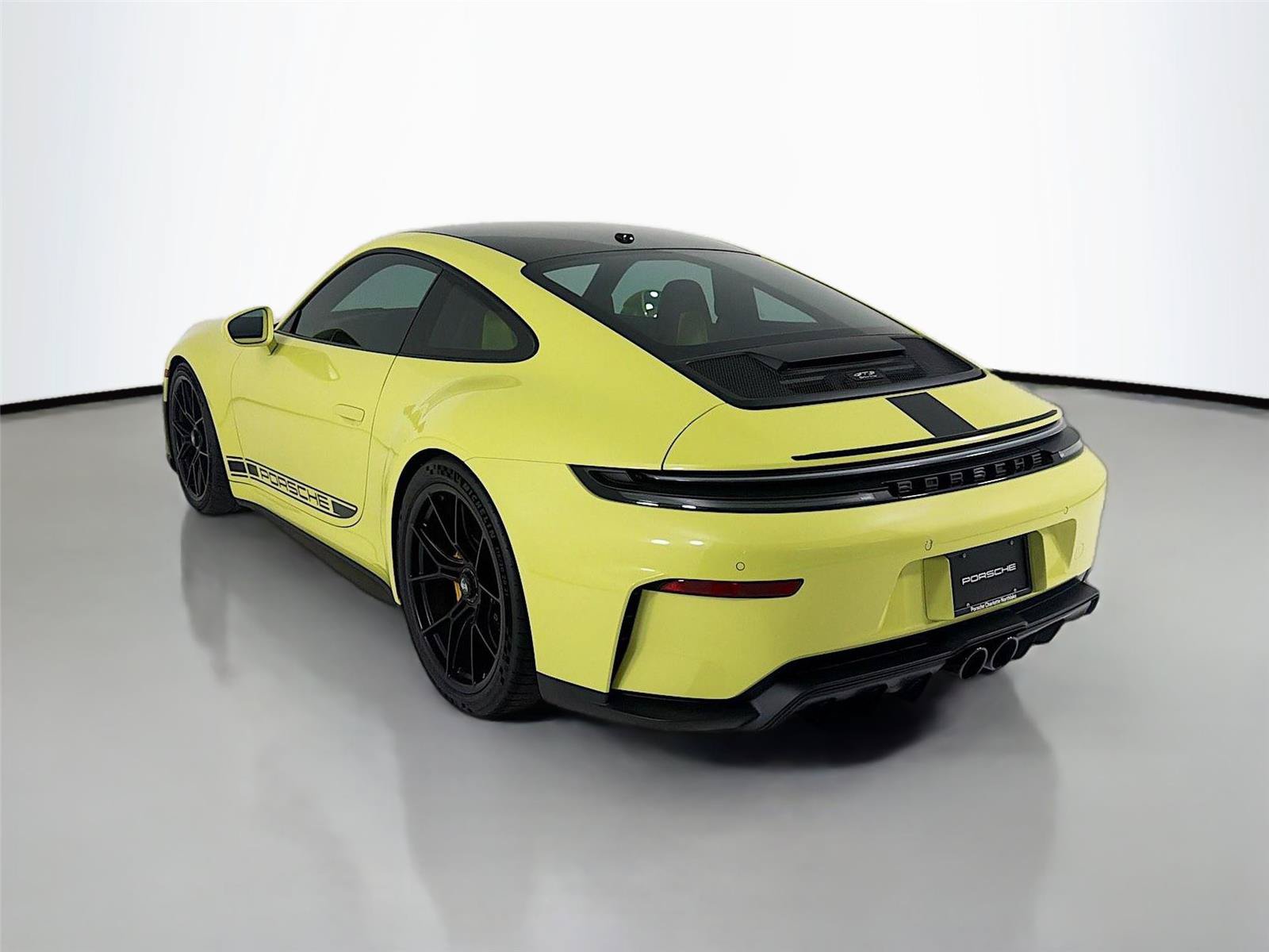 Certified 2026 Porsche 911 GT3 RWD image 3
