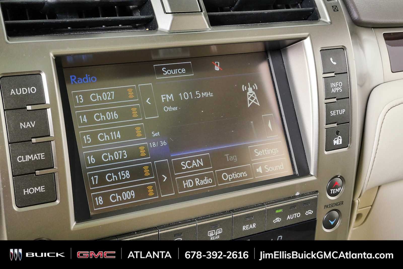 Used 2019 Lexus GX 460 Premium w/ Premium Package AWD/4WD image 15