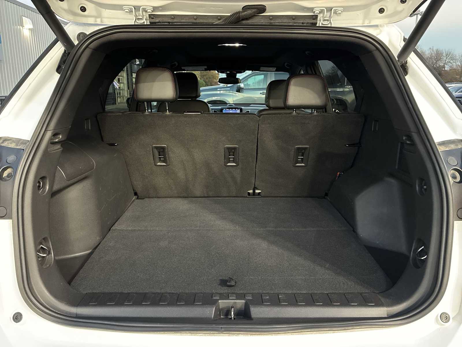 Certified 2022 Chevrolet Equinox RS w/ RS Leather Package image 27