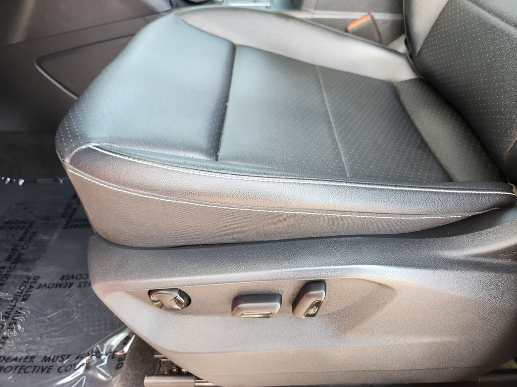 Used 2021 Volkswagen Atlas SE w/ Panoramic Sunroof Package FWD image 13