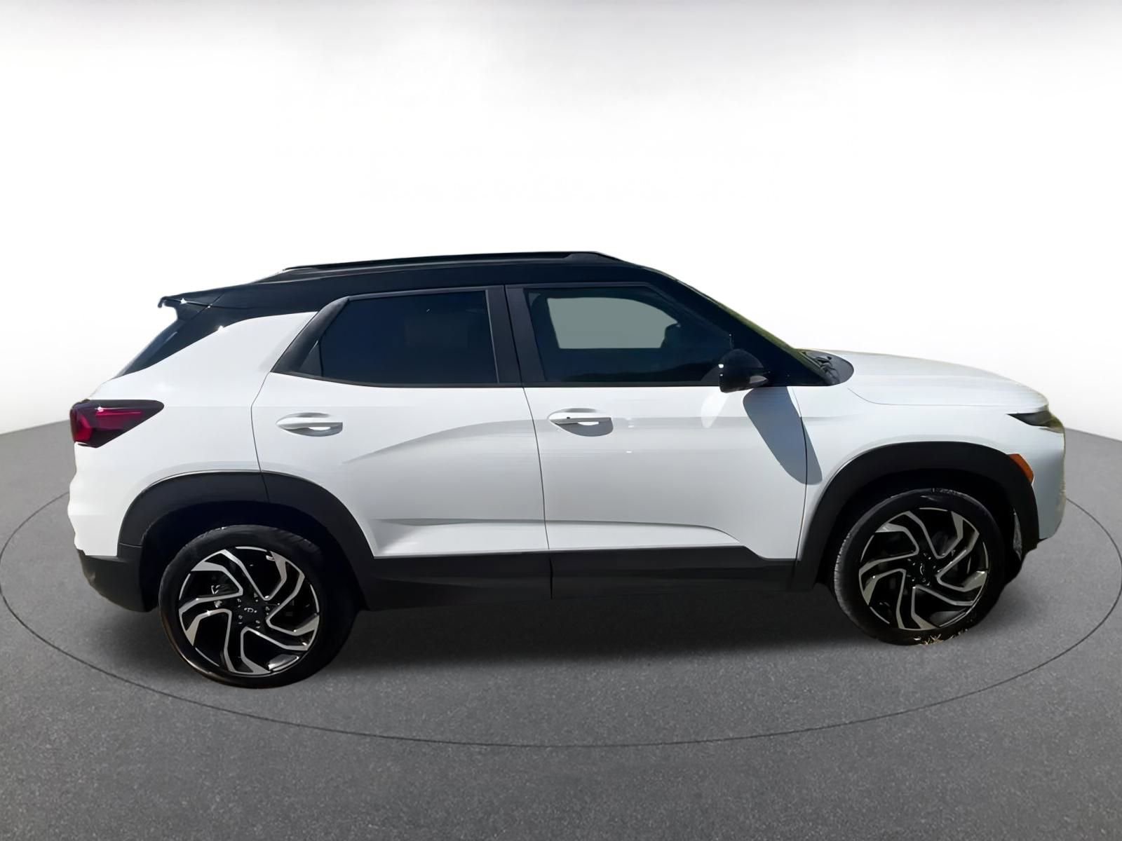 Used 2024 Chevrolet TrailBlazer RS w/ Convenience Package image 16