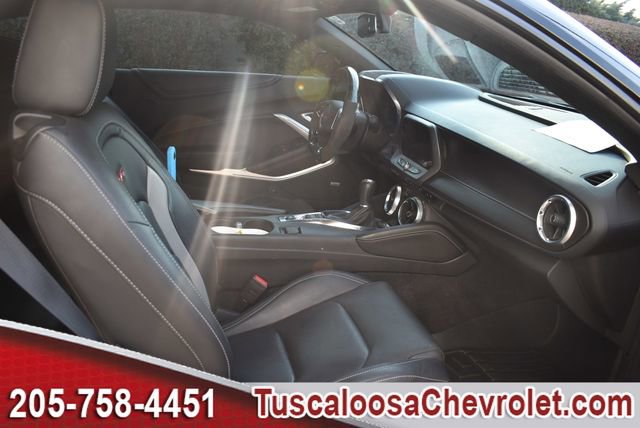 Used 2018 Chevrolet Camaro SS image 25