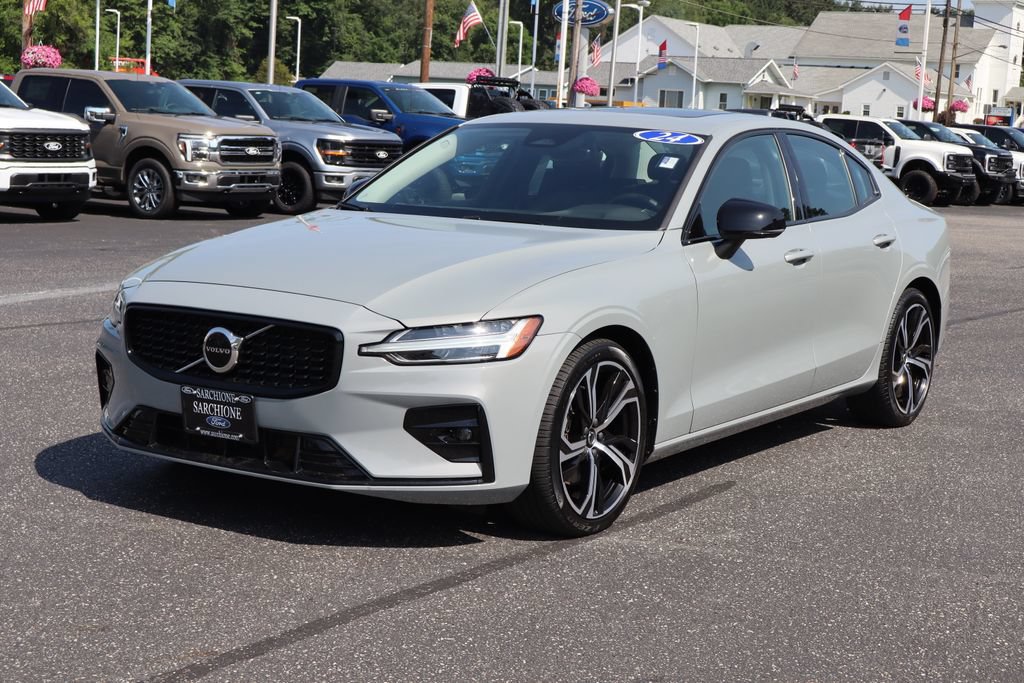 Used 2024 Volvo S60 B5 Core AWD/4WD image 17