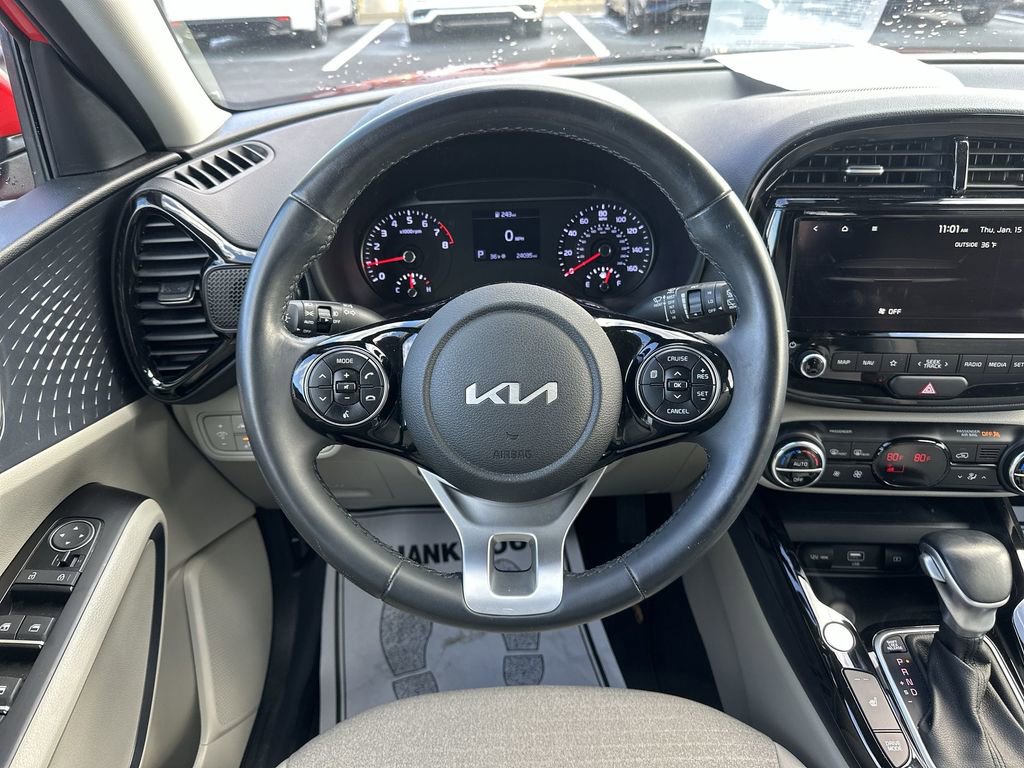 Used 2022 Kia Soul EX image 14