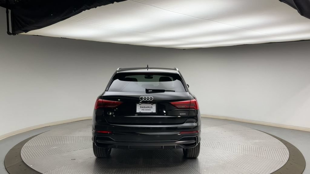 Used 2021 Audi Q3 2.0T Premium Plus w/ Premium Plus Package AWD/4WD image 3