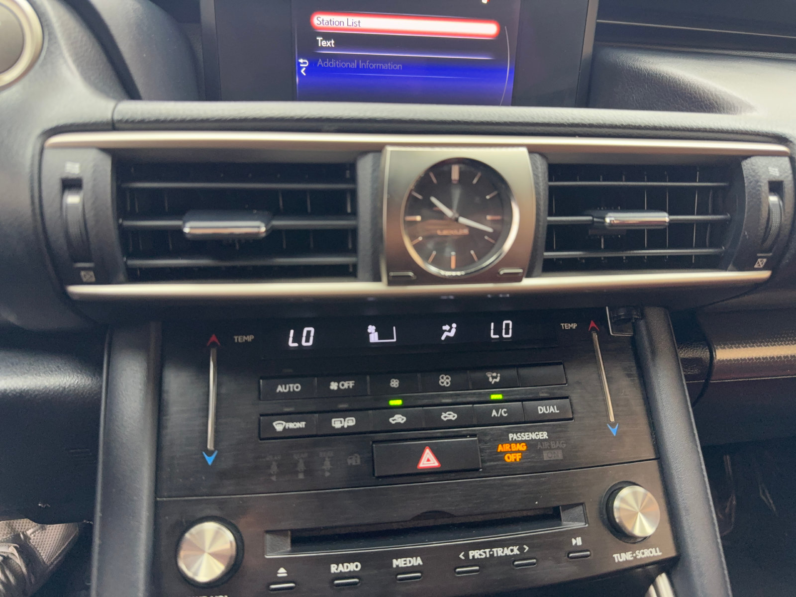 Used 2017 Lexus IS 200t F Sport w/ F Sport Package RWD image 18