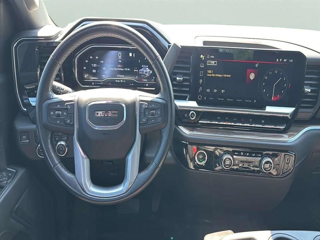 Used 2022 GMC Sierra 1500 Elevation image 13