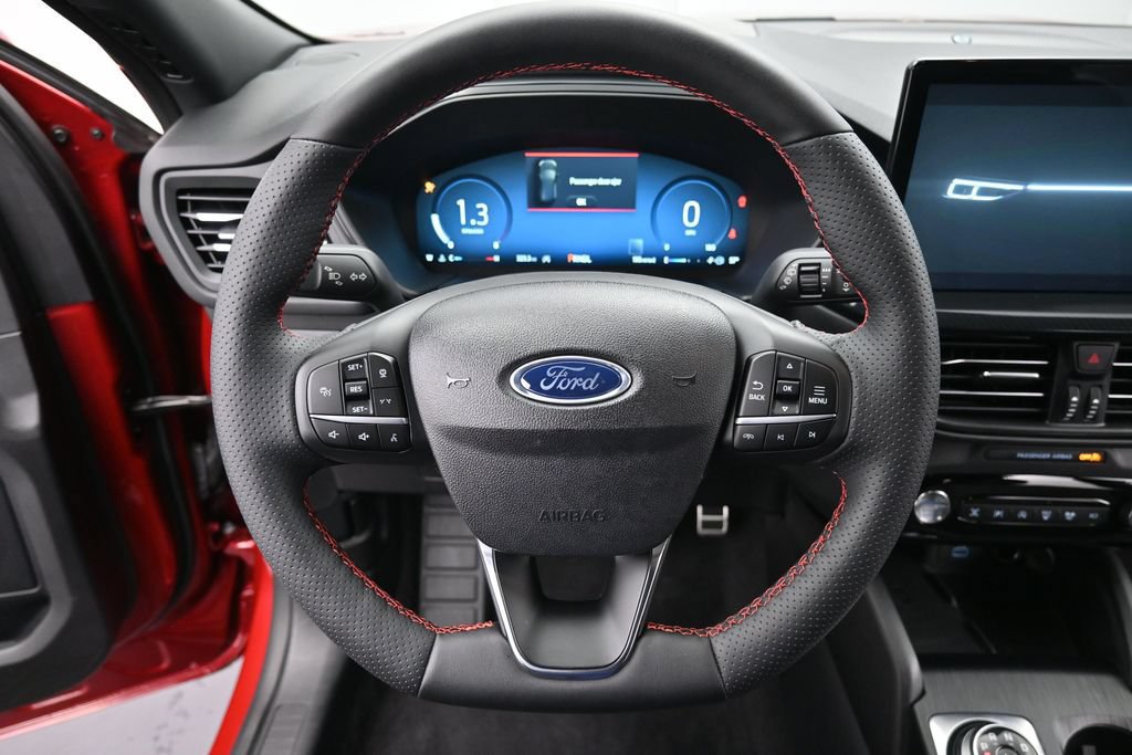 Used 2023 Ford Escape ST-Line Elite w/ Premium Technology Package AWD/4WD image 13