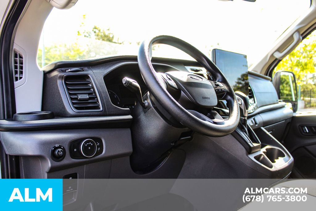 Used 2025 Ford Transit 350 XLT RWD image 21