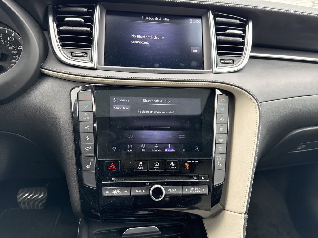 Certified 2023 INFINITI QX55 Luxe w/ Cargo Package AWD/4WD image 17