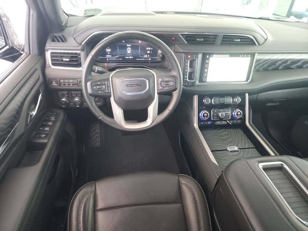 Certified 2024 GMC Yukon Denali AWD/4WD image 10