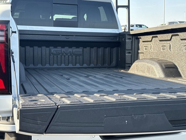 New 2026 GMC Sierra 3500 Denali w/ Denali Reserve Package image 10