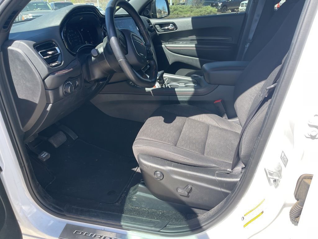 Used 2025 Dodge Durango GT w/ Blacktop Package image 6