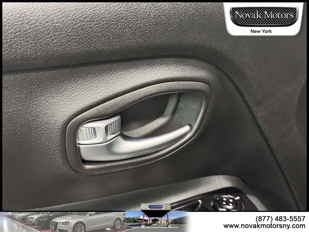 Used 2022 Jeep Renegade Latitude image 15