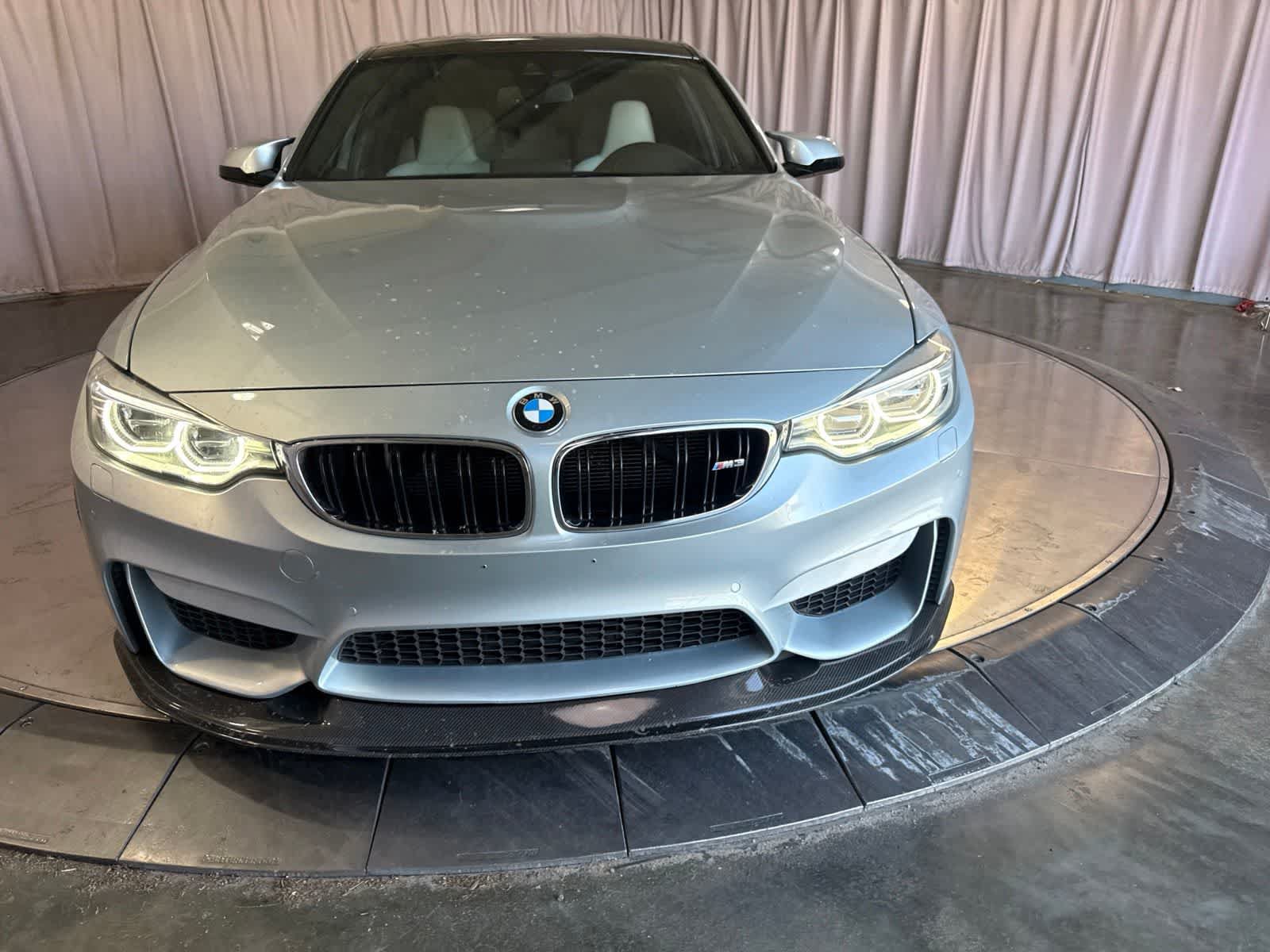 Used 2016 BMW M3 RWD image 2