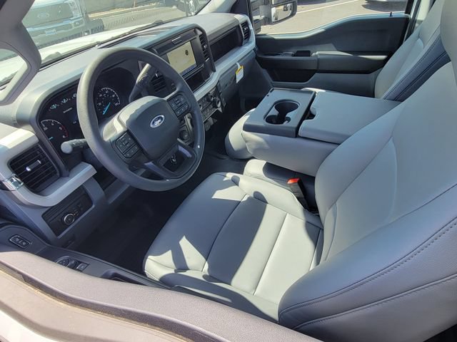 New 2026 Ford F350 XL w/ XL Chrome Package RWD image 3