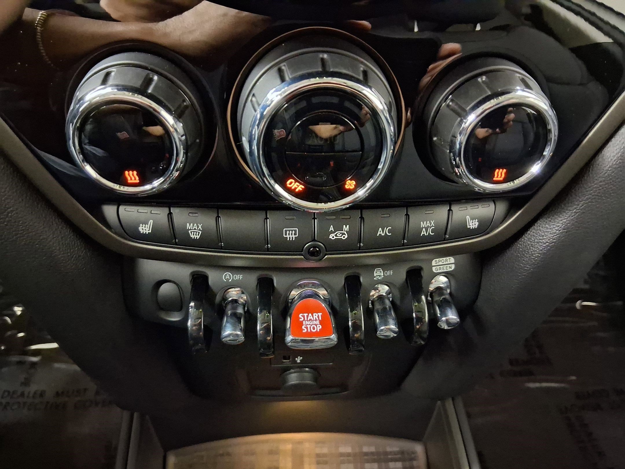 Certified 2024 MINI Cooper Countryman S FWD image 17