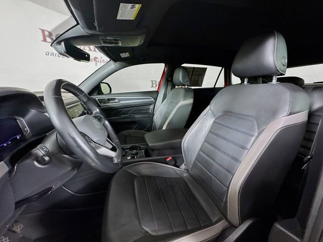 Used 2020 Volkswagen Atlas Cross Sport SEL Premium image 25