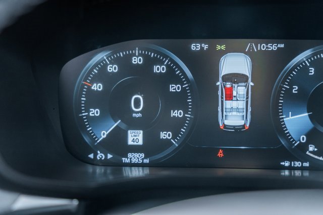 Used 2020 Volvo XC60 T6 Momentum image 39